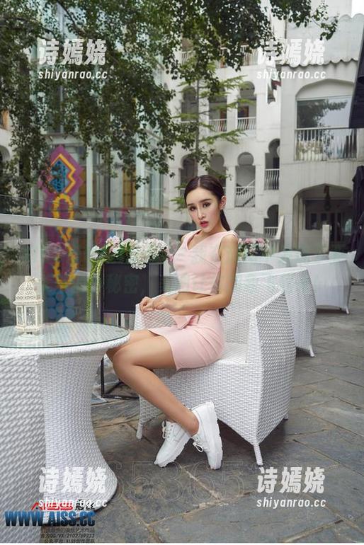 AISS爱丝(黄金版) - 我在逛街中发现了亚美依的小秘密，美图让你想象飞起来！