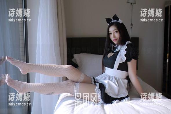 GIRLT果团网 - 松果儿的最新原图：职业装也可以这么俏皮，谁说职场不能有点fun？