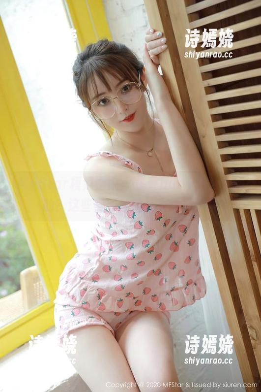 MFStar模范学院 - 佟蔓baby怎么做到的？这些美图丝袜让人停不下来