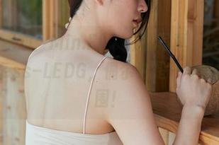 墙壁的暗恋：Min.E(민이)的写真，LeeheeExpress–LEDG，偶尔也是一种奇妙的氛围！