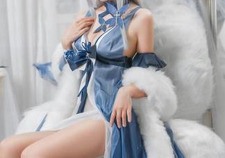 Neko薇薇的写真大揭秘：透明护士其实是个谜！