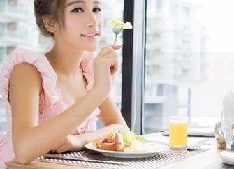 QingDouKe青豆客 – 闲着也是闲着，来看看莫雅淇比基尼的免费照片，乐趣满满！