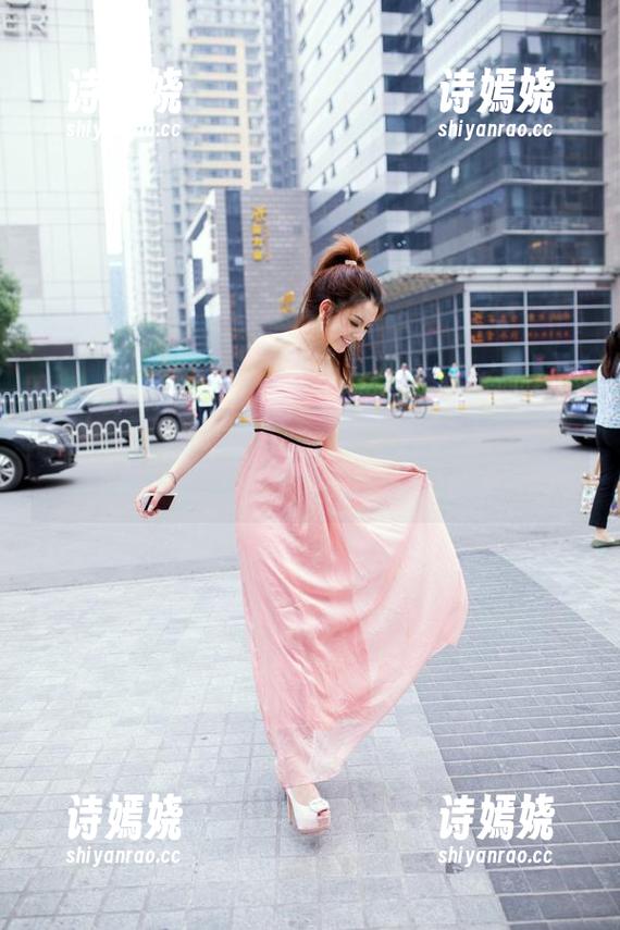 TuiGirl推女郎 - 松果儿的泳装魅力：在高清图库中寻找那些不经意的美！