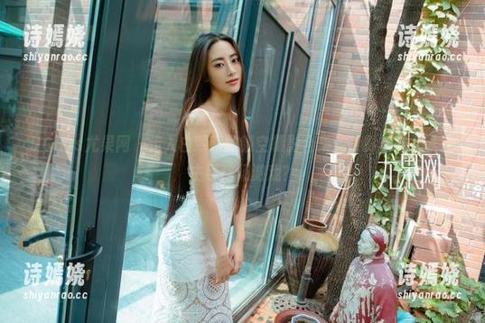 UGirls尤果网 - 走入白熙萌的镂空摄影合集：阴影与光，谁在主导这场游戏？