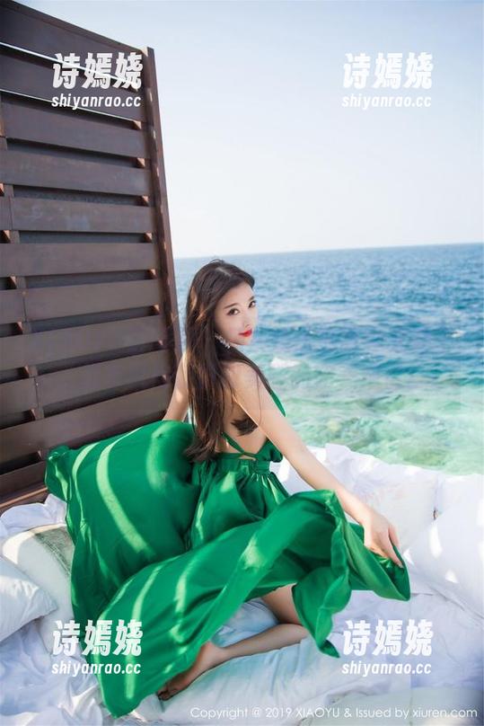 XIAOYU语画界 - 杨紫嫣这波写真太绝了，都市风格装扮和美腿的完美结合！