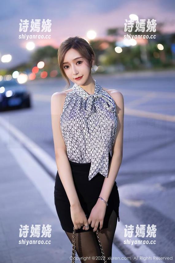 Xiuren秀人网 - 吴雪瑶吊带写真：定制版的春日小清新，不来看看吗？