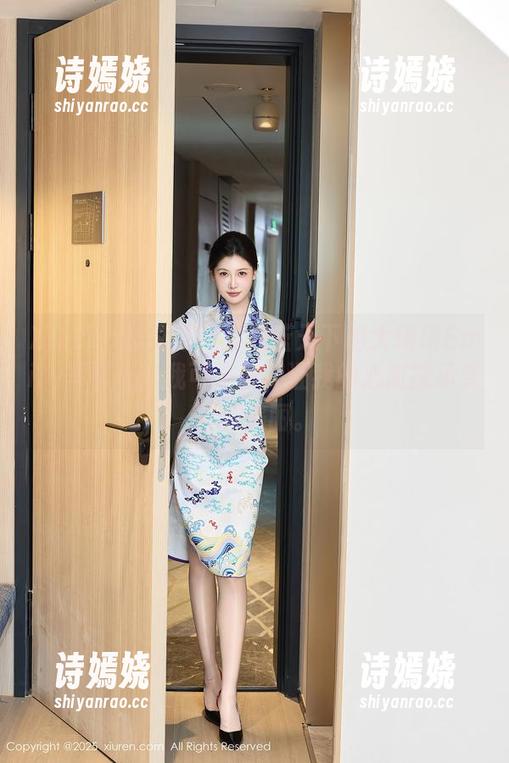 Xiuren秀人网-大琪琪Emily Xiuren秀人网 - 夏日蓝天下的大琪琪Emily写真——我可不敢保证我的心脏能承受这种美丽。