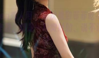 Xiuren秀人网 – 每次看到菲菲吃不胖的短裤作品，都是一种微妙的、说不清的惊艳！
