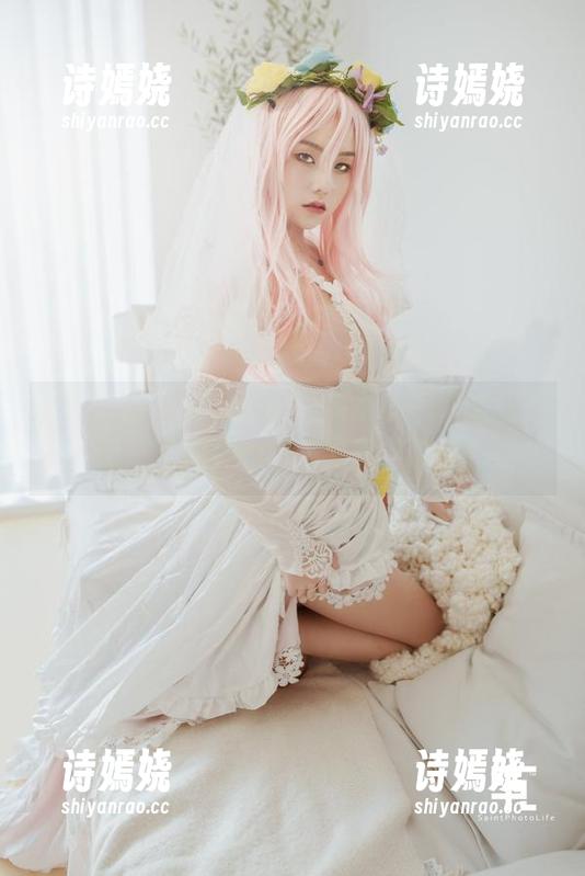 SAINTPhotolife：Yuna(윤아)的婴儿粉更新，真的有人能受得了嘛？