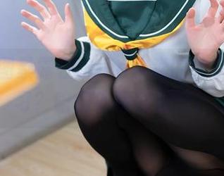 全套原图暴露在aqua水淼的教室里，学习？咱们先聊聊别的。
