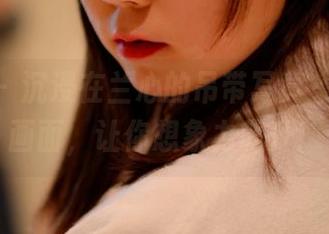 pans – 沉浸在兰心的吊带写真集：高清画面，让你想象力飙升！