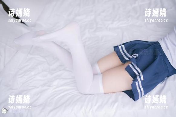 这组图集里的白丝死库水，简直是美到让我怀疑人生，兔玩映画你太行了！