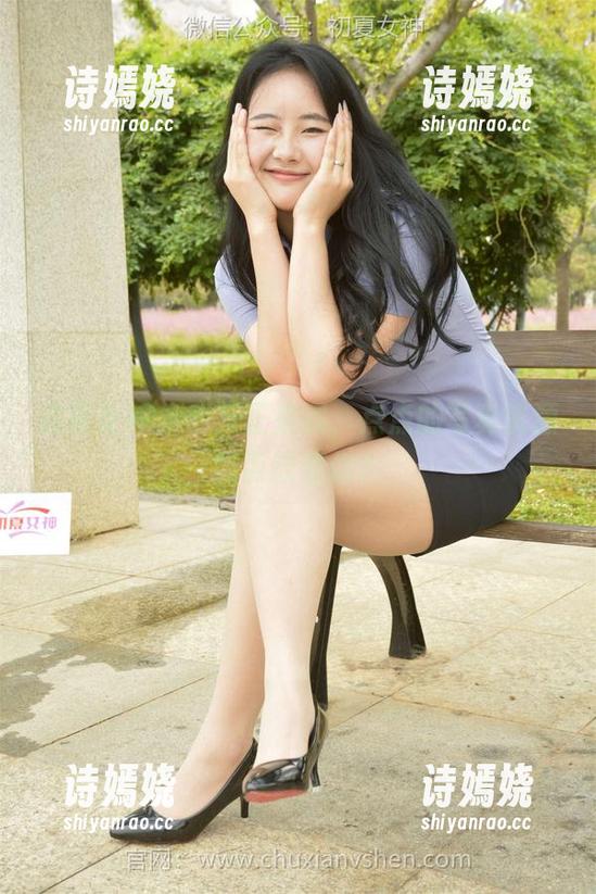 初夏女神 - 我反正是黑，点点的写真资源能否改变你？