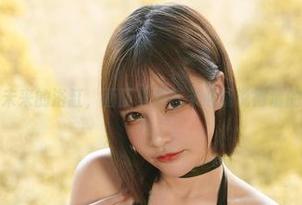 千夜未来的浴缸，画面里那些未必能说得清的写真