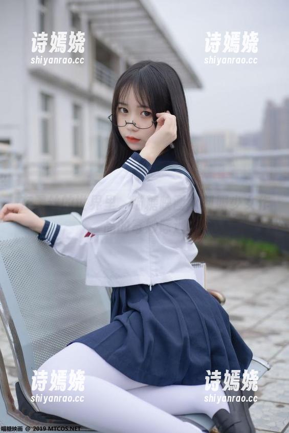 在黑丝的世界里，喵糖映画jk制服少女作品的奇妙际遇