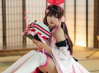 下载小仓千代w的裤里丝写真集，心里总觉得有种说不出的甜蜜呢！