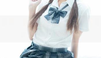 少女秩序 – 图库里的乐栀少女，下载后你会有何感想？好奇中