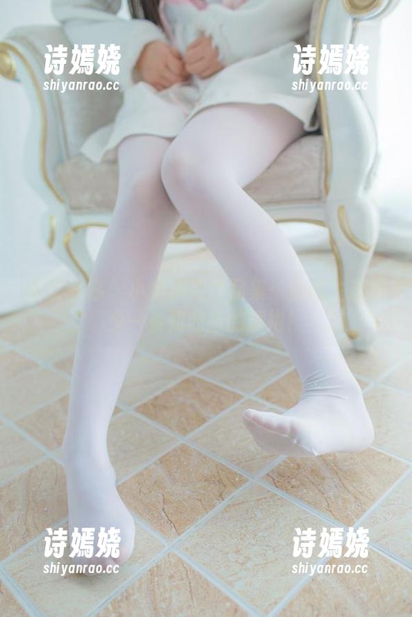 少女秩序 - 小鱼旗袍作品集：你的生活缺少一条如此撩的旗袍！