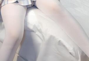 少女秩序图集：窗台黑丝，不知道是不是风景更迷人，还是她们更迷人呢？