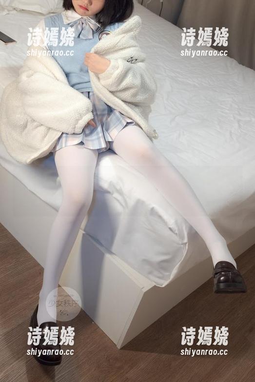 少女秩序图集：窗台黑丝，不知道是不是风景更迷人，还是她们更迷人呢？