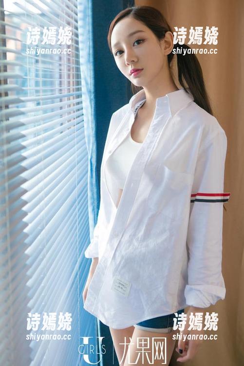 尤果网 - 图库里的叶希：她的裤里丝，简直把人心拔成了丝