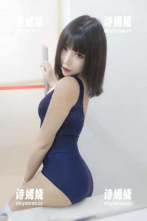 抱走莫子 抱走莫子圣诞写真:你没见过的她,快来瞧瞧!