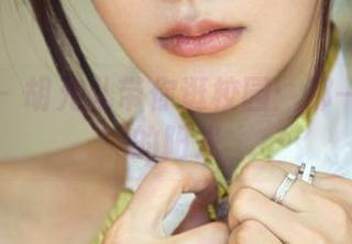 推女郎 – 胡允儿带你逛校园：那一抹高清的阳光
