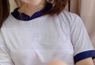 是依酱呀的毛衣风情，高清瞬间不容错过，赶紧分享！