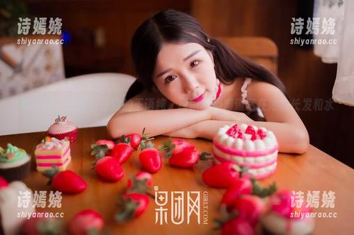 果团网 - 更新！海边的王语纯，原图真相难道藏在她的长发和水珠之间？