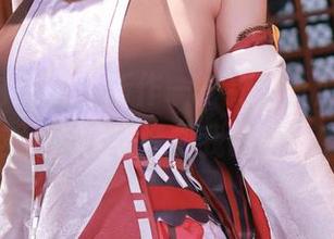 桜满三时的写真新作——约尔礼服，敢问这礼服能否拯救我的审美？