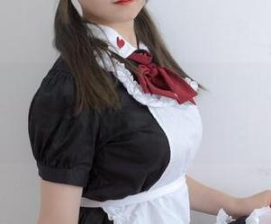 森萝财团独家私房：一双水嫩嫩的白丝美足，绽放出无言的魅力。