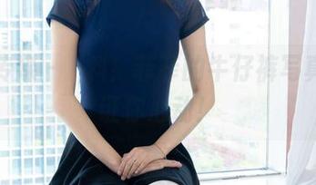 物恋传媒 – 無料！菲菲的牛仔裤写真，保证你心动！