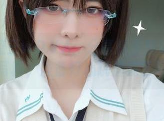 眼酱大魔王wD.VA：分享她那些让人窒息的写真，准备好心跳加速了吗？