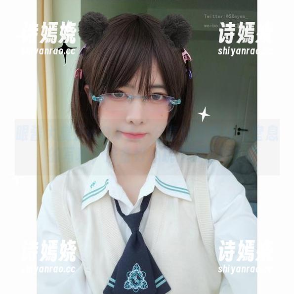 眼酱大魔王wD.VA：分享她那些让人窒息的写真，准备好心跳加速了吗？