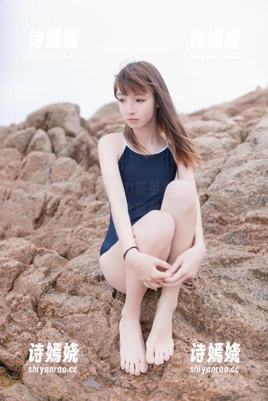 对不起，我的注意力被祖木子泳装写真集资源完全吸引了！