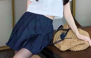 秀人网 – Niki可雅最新制服作品，照片中的小细节让人心动不已