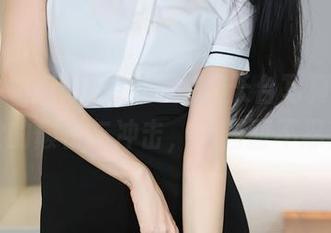 秀人网 – 陈雅漫VICKY的天台写真，是一场视觉的颠覆与冲击，这画面不忍直视！