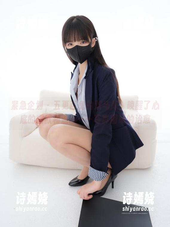 紧急企划 - 五更百鬼的双马尾，唤醒了心底的幽默和温暖——写真图册的治愈