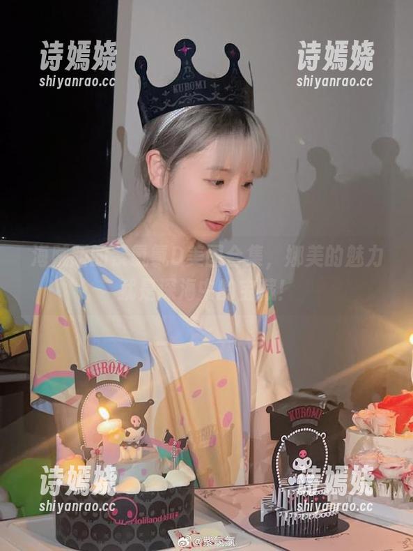 海贼版的紫氯氯D美图合集，娜美的魅力就是深海中的宝藏！