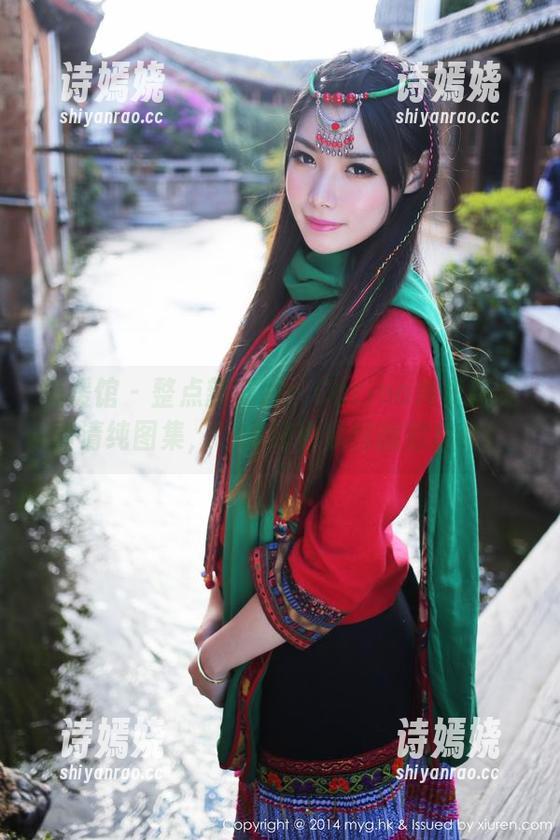美媛馆 - 整点新鲜的：Carina绮里嘉免费清纯图集，让清纯也变得幽默起来！