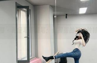 微密圈 – 葛征写真随笔：体操服的那些独特瞬间