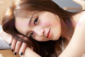 蜜桃社 – 兔女郎的美丽陷阱：缇娜美Tinami私拍套图，一不小心就沉沦了！