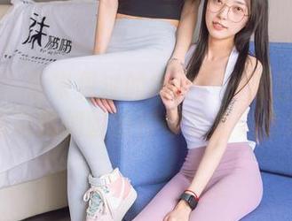 袜啵啵 – 从未见过的肉丝！小甜豆写真更新，脚尖微加固的神奇之处竟然是……