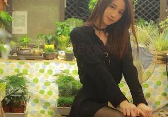 微密圈 – 酒红礼服，加上轩子巨2兔的魔力，全集写真简直完美！