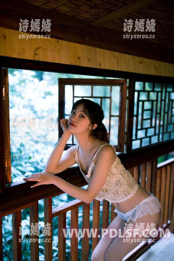 轰趴猫 - 红裙子的魔力：曲曲的图包分享带你穿越梦境